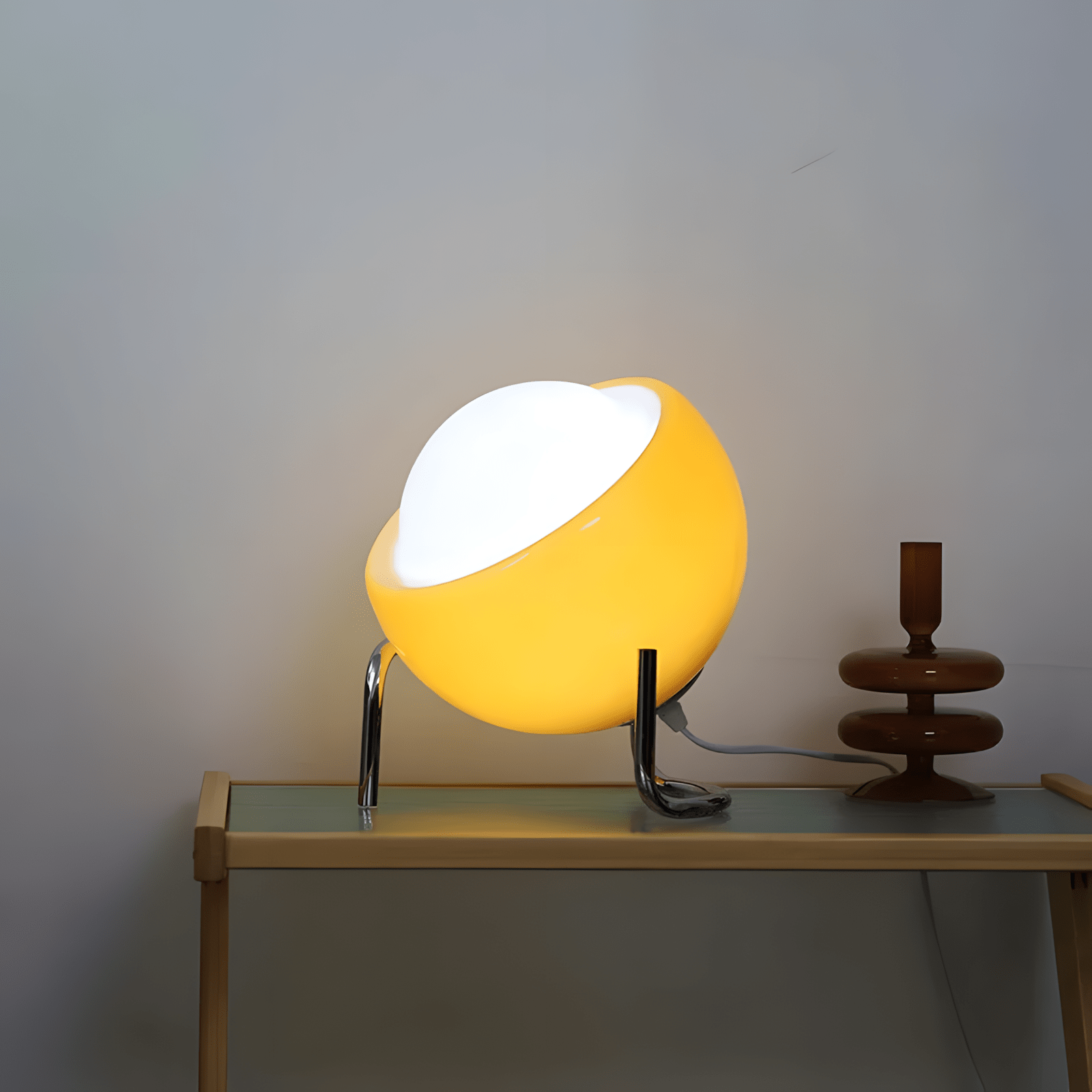Lampe De Table Nordique – Élégance Et Simplicité