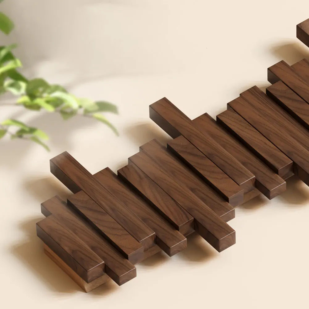 Moderný nástenný vešiak – praktický, diskrétny a magnetický