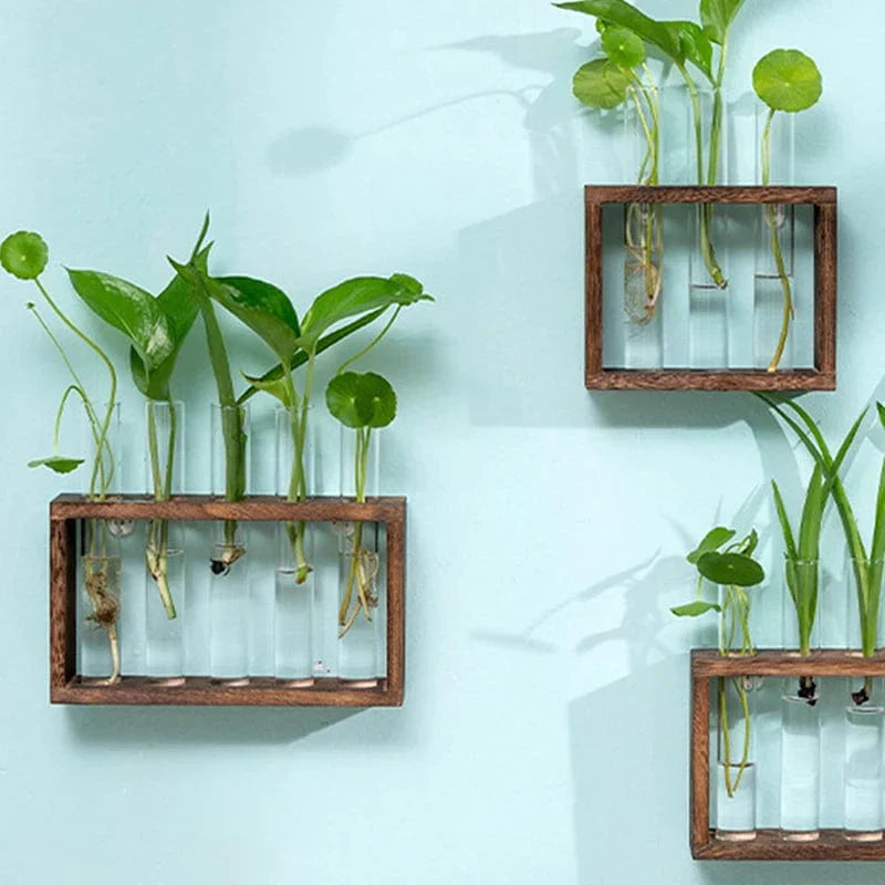 أواني أنبوبية زخرفية – البساطة والأناقة الطبيعية