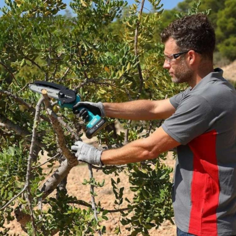 Ferăstrău electric reîncărcabil – Portabil și gata de utilizare