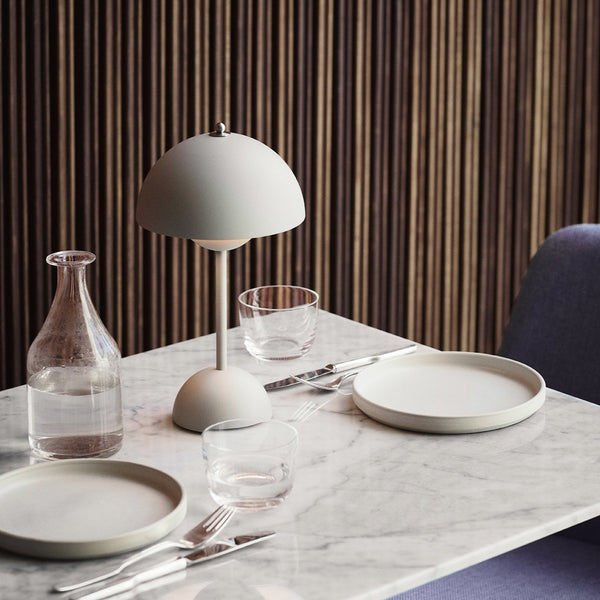 Bordslampa Bärbar – Modern Design Och Mobilt Belysning