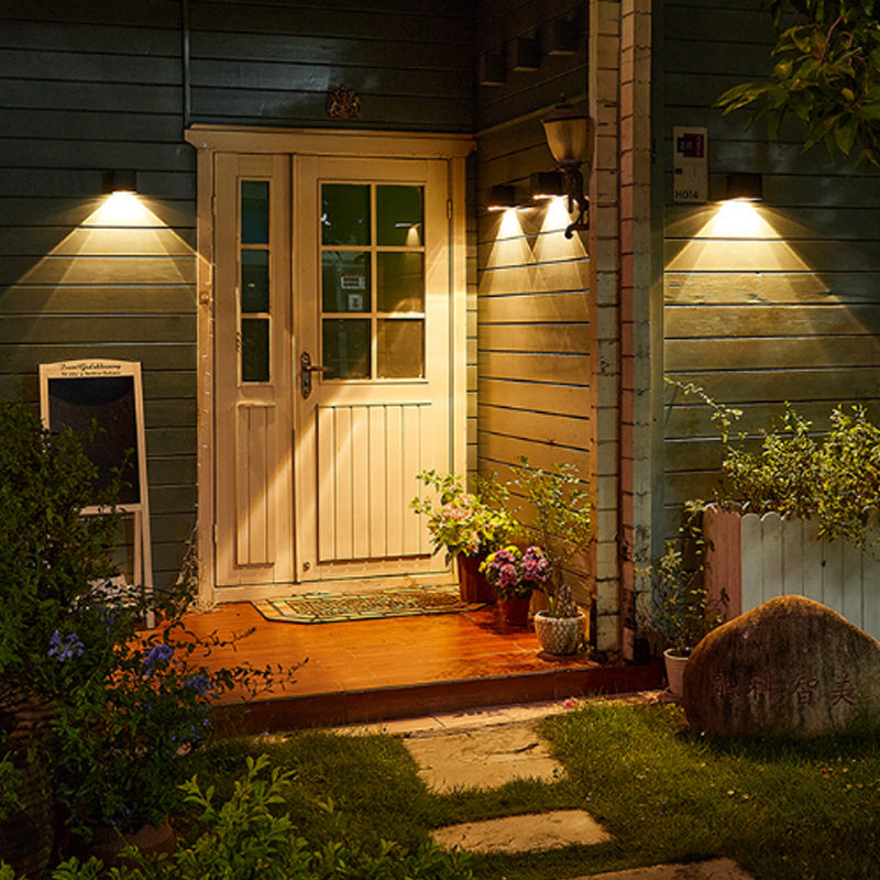 IP65 Ulkona käytettävä aurinkoseinävalaisin - Kestävä, ympäristöystävällinen valaistus