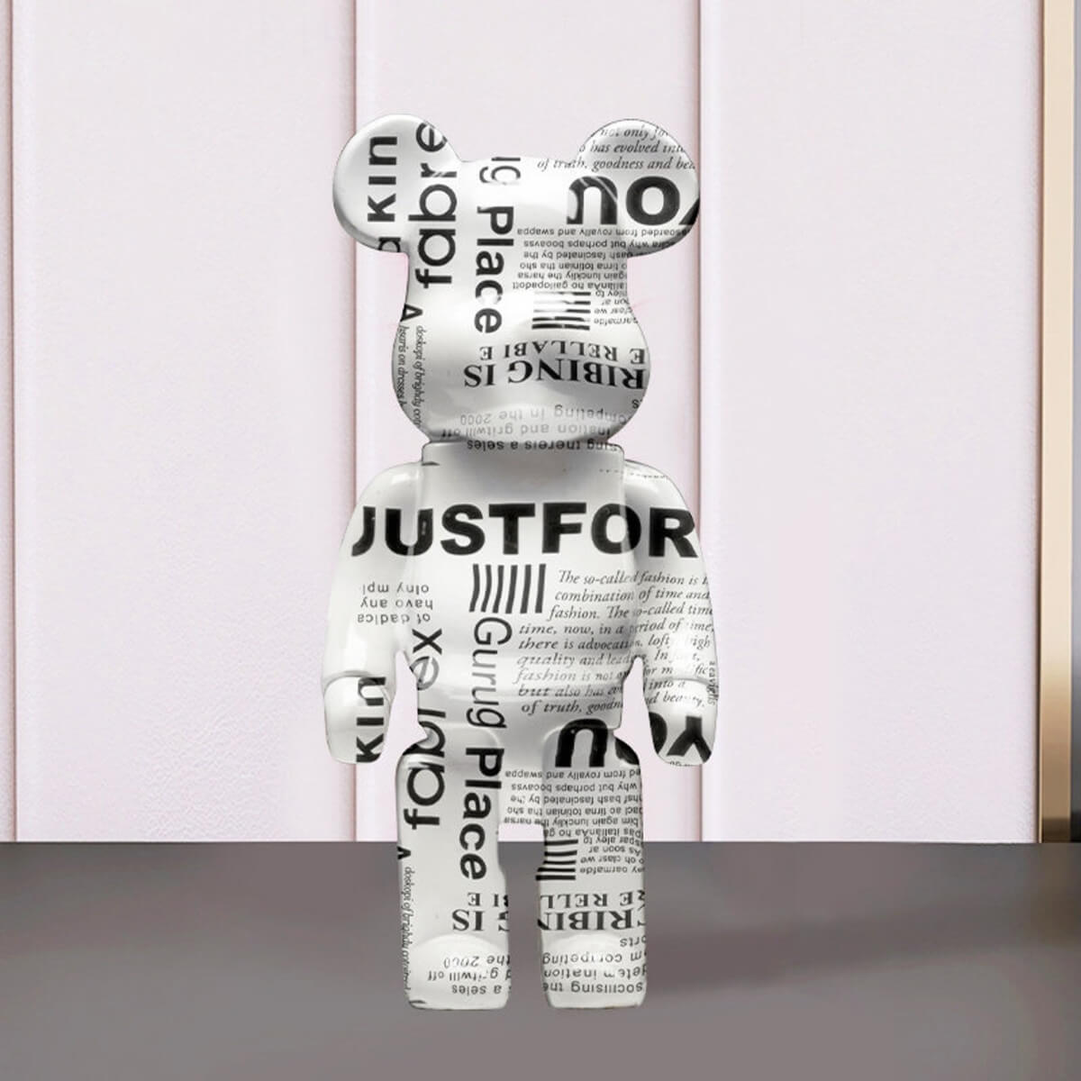 Escultura decorativa em graffiti - Cores vivas e espírito urbano