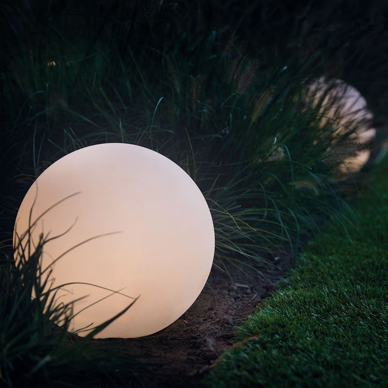 Esfera de iluminação de jardim