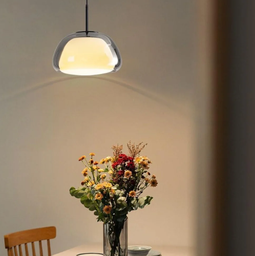 Lumină de plafon decorativă – atmosferă caldă și la modă