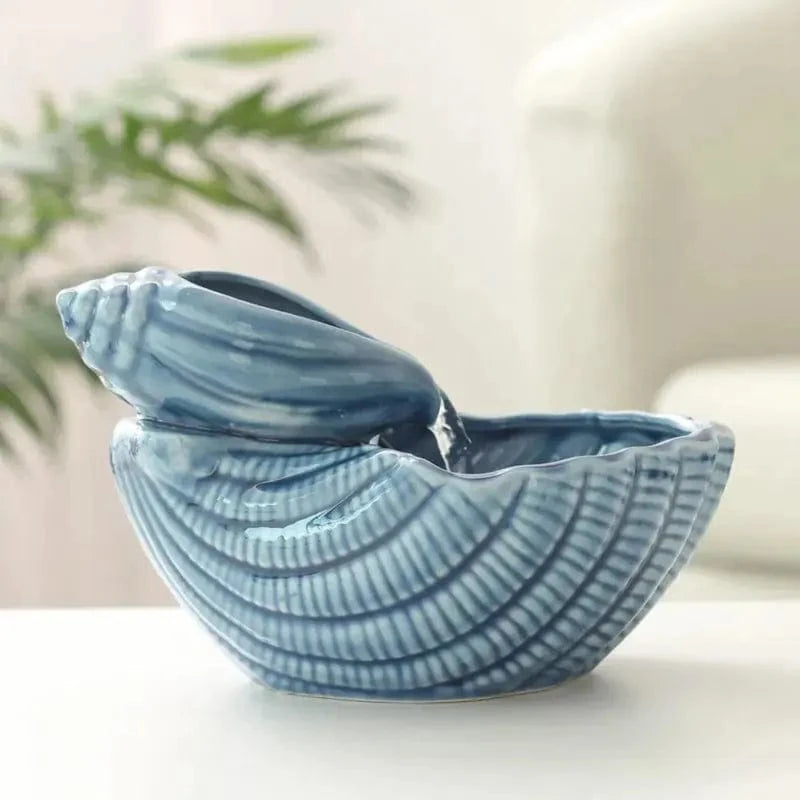 نافورة مياه للقطط من السيراميك – أناقة وترطيب نقي 