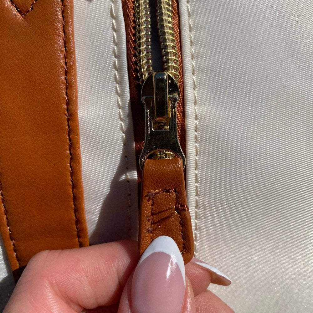 Reiseveske - stil og beskyttelse mot regn