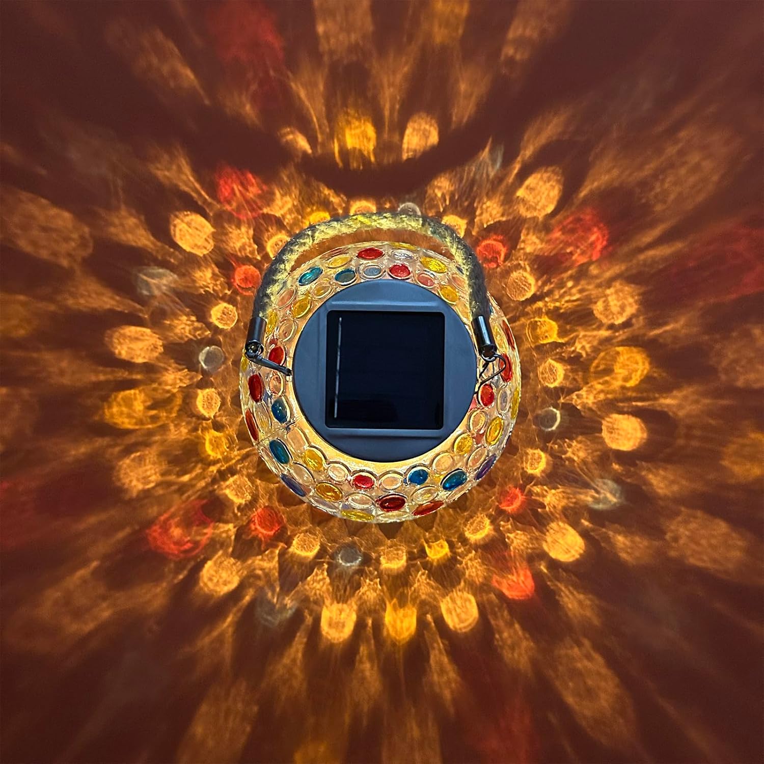 屋外用ソーラーランタン — ガラスの優雅さ 