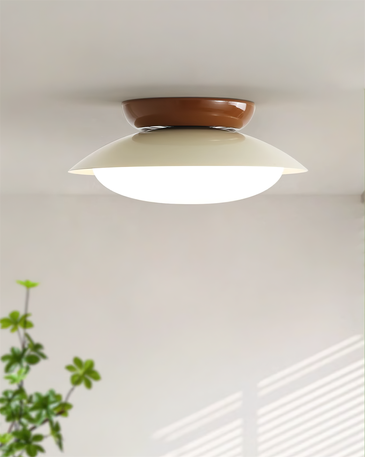 LED Round Ceiling Light - naturlig glød og diskret elegance