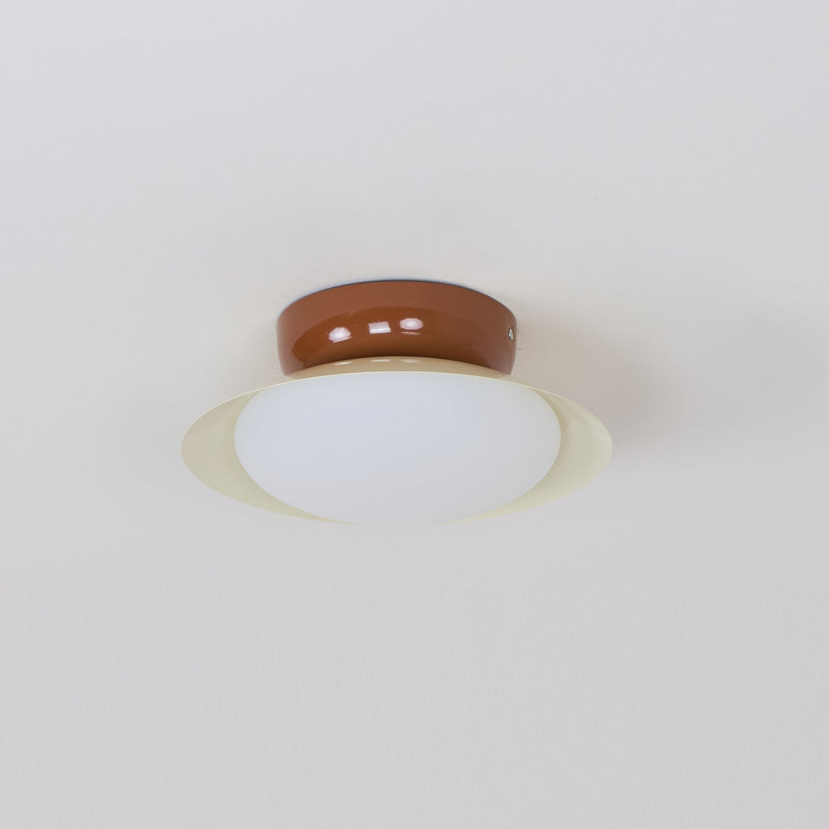 LED Round Ceiling Light - naturlig glød og diskret elegance