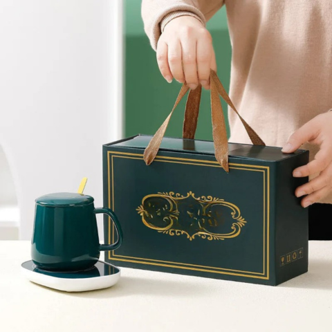 ספל חימום חשמלי — משקאות תמיד בטמפרטורה הנכונה 