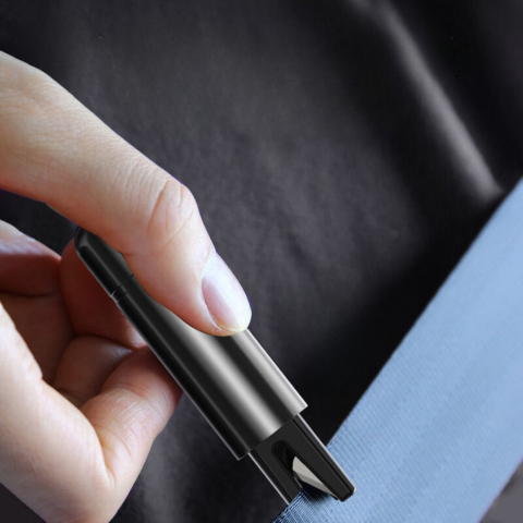 Outil De Sécurité Automobile Compact — Conception Pratique Et Utilisation Immédiate