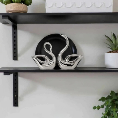 Sculpture Céramique Décorative – Élégance Et Raffinement