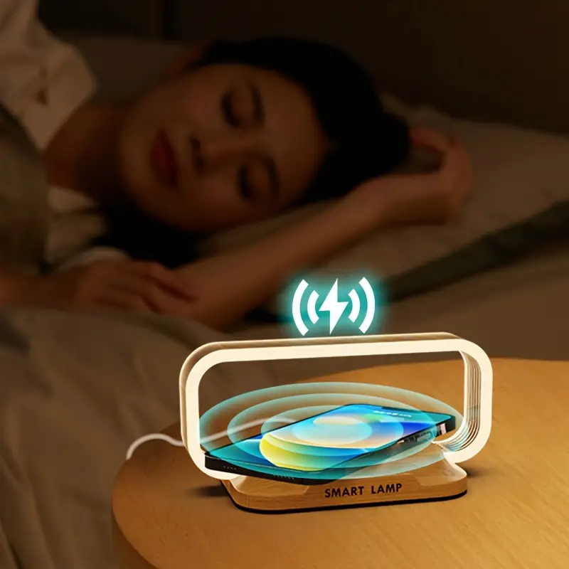 テーブルランプ — ワイヤレス充電器付きモダン照明 