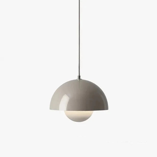 Moderná Závesná Lampa – Elegancia a Teplá Atmosféra 