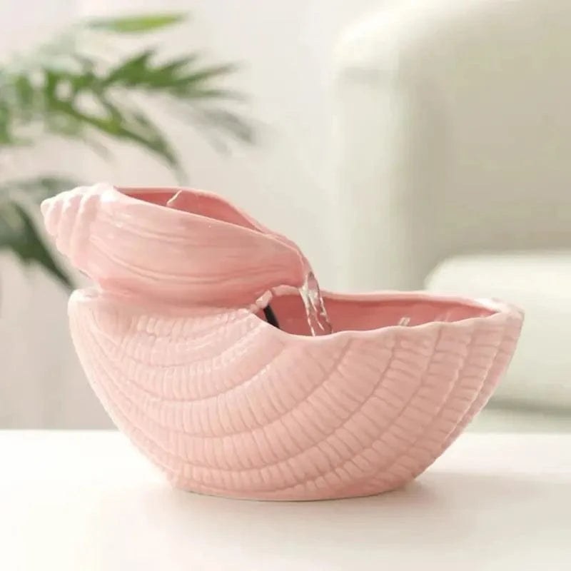 نافورة مياه للقطط من السيراميك – أناقة وترطيب نقي 