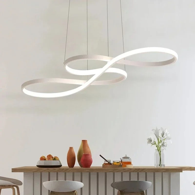 Suspensão LED Moderna em Anéis – Design Elegante e Futurista 